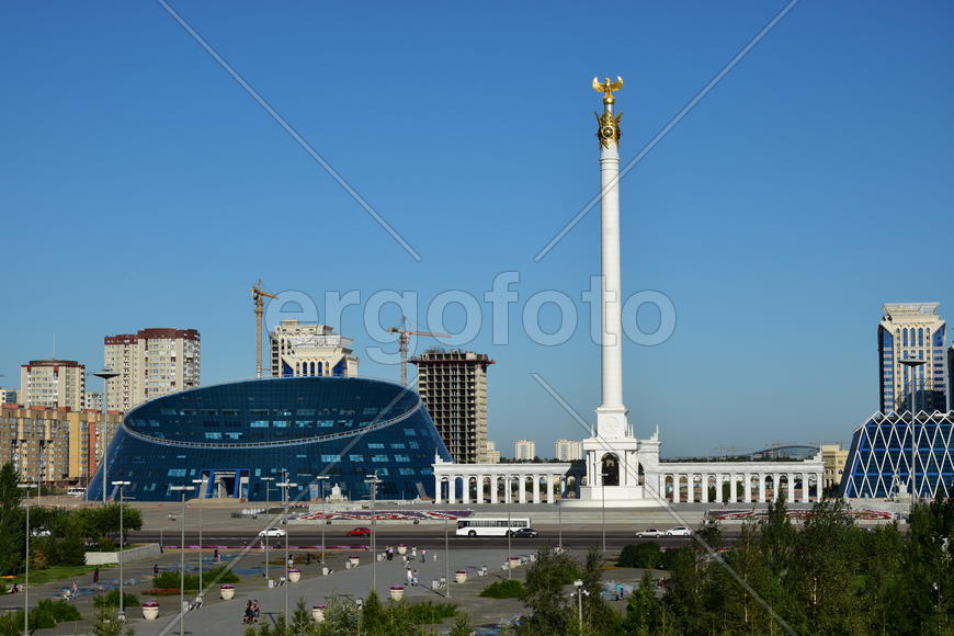 Астана - Площадь независимости. Казахстан 