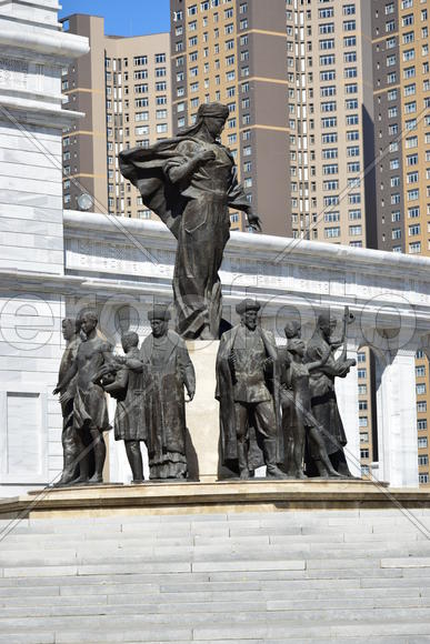 Астана - уличная скульптура. Достопримечательности Казахстана. 