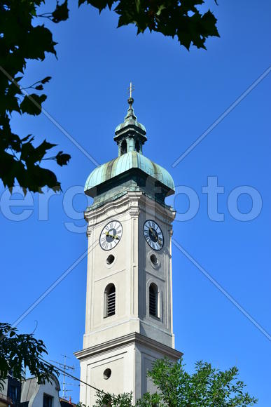 Германия. Мюнхен. Башня старинного здания 