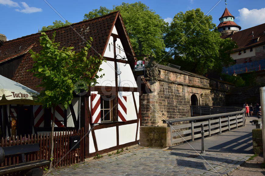 Германия - город Нюрнберг. Фасад здания 