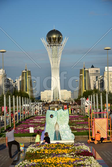 Астана - Башня "Байтерек". Казахстан 