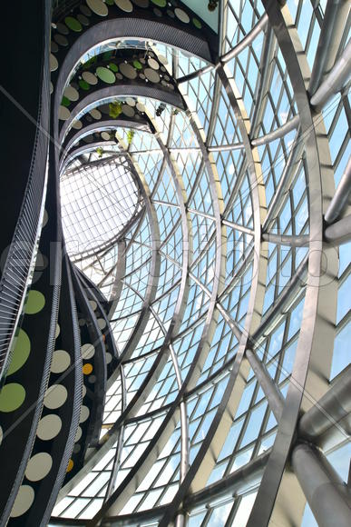 Интерьер стеклянной сферы "Нур-Алем". Казахстан