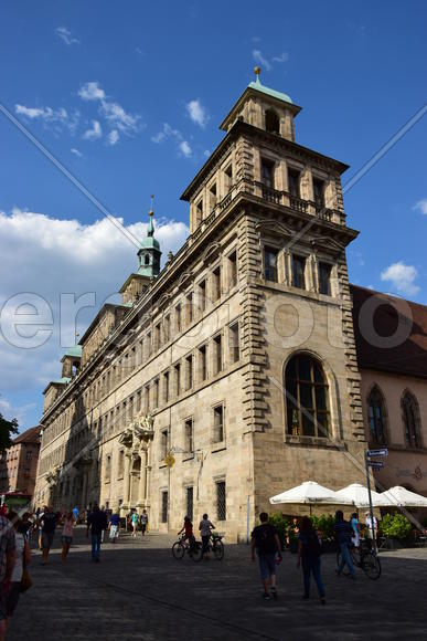 Германия - город Нюрнберг. Фасад здания 