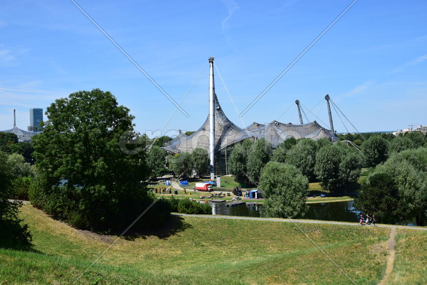 Германия, Мюнхен. Панорамный вид олимпийский стадион 