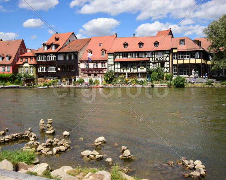 Германия - город Бамберг. Панорамный вид на город 