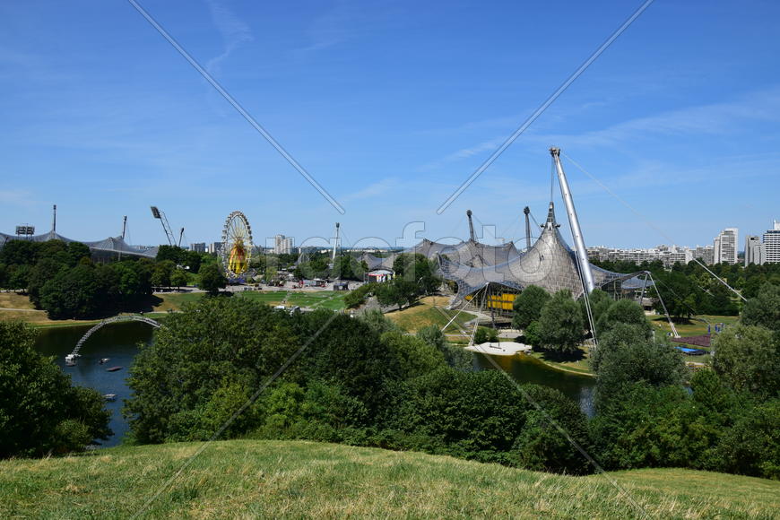 Германия, Мюнхен. Панорамный вид олимпийский стадион 