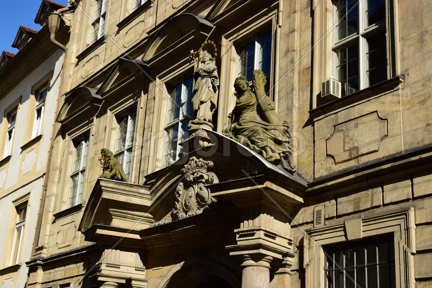Германия - город Бамберг. Фасад здания 