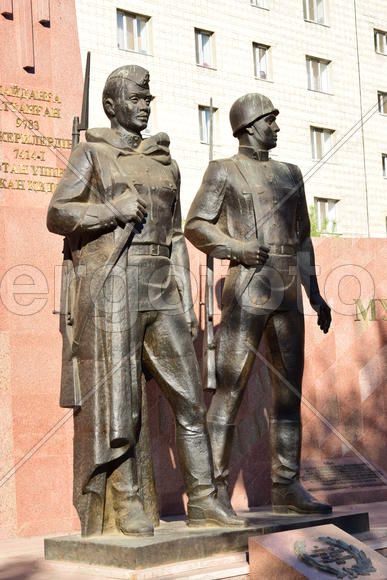 Астана - уличная скульптура. Достопримечательности Казахстана. 