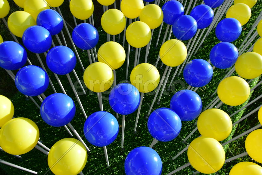 Разноцветные шары 