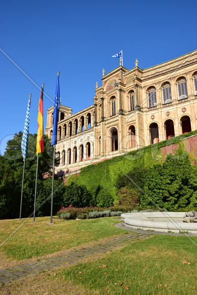 Германия. Мюнхен. Фасад старинного здания 