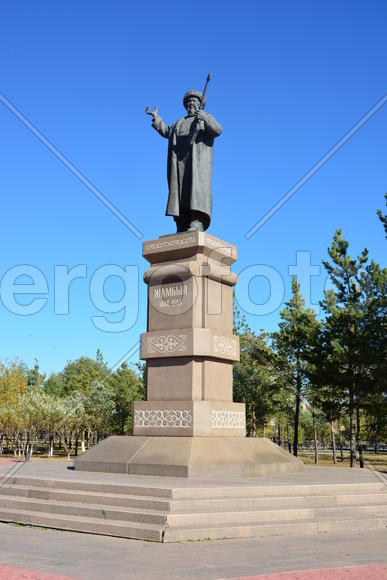 Астана - уличная скульптура. Достопримечательности Казахстана. 