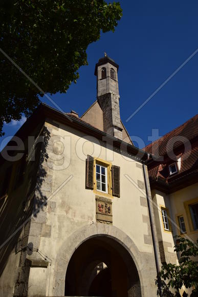 Исторический город Ротенбург в Баварии. Древнейшие здания 