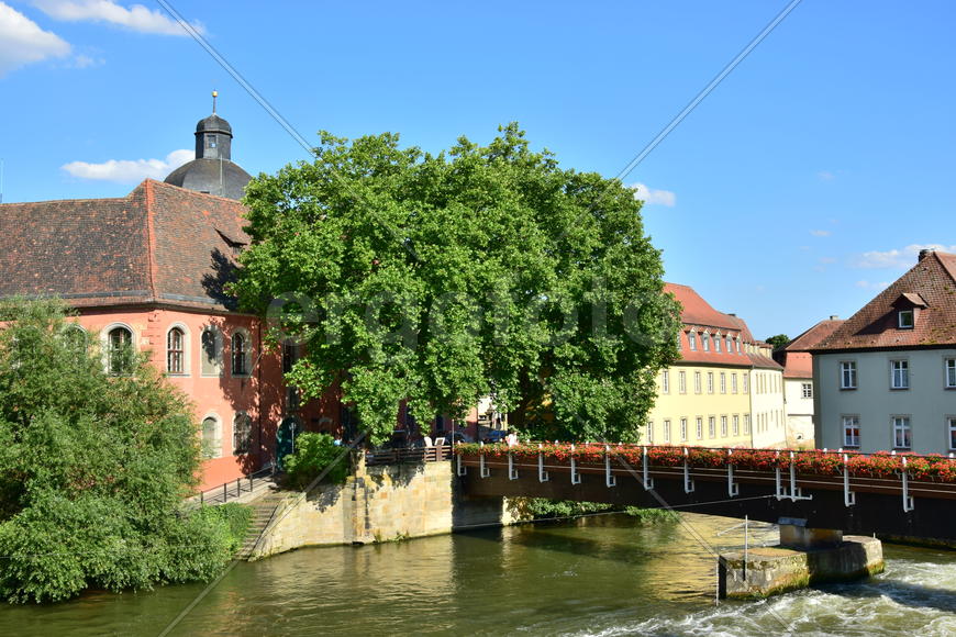 Германия - город Бамберг. Вид с реки 