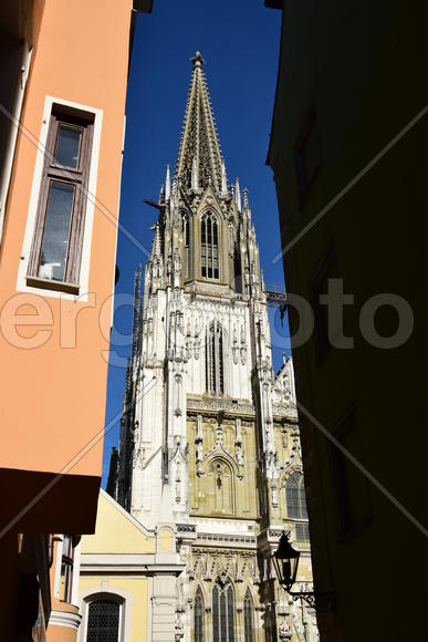 Германия - город Регенсбург. Фасад старинного здания 
