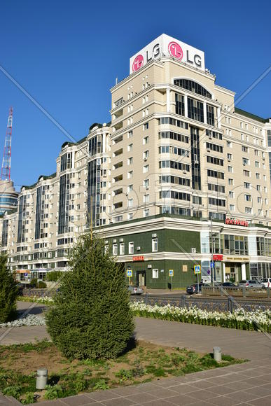 Астана - многоэтажные жилые дома