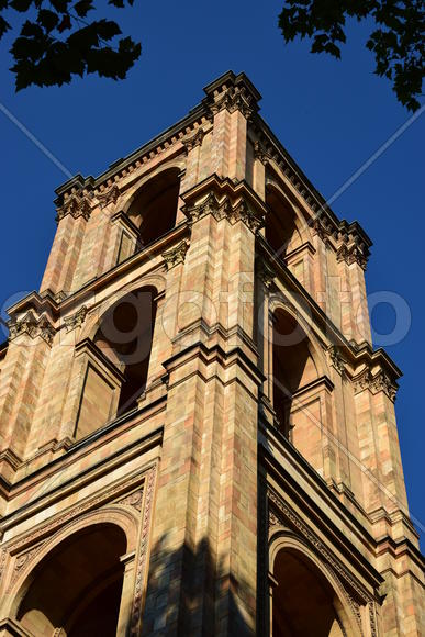 Германия. Мюнхен. Башня старинного здания 