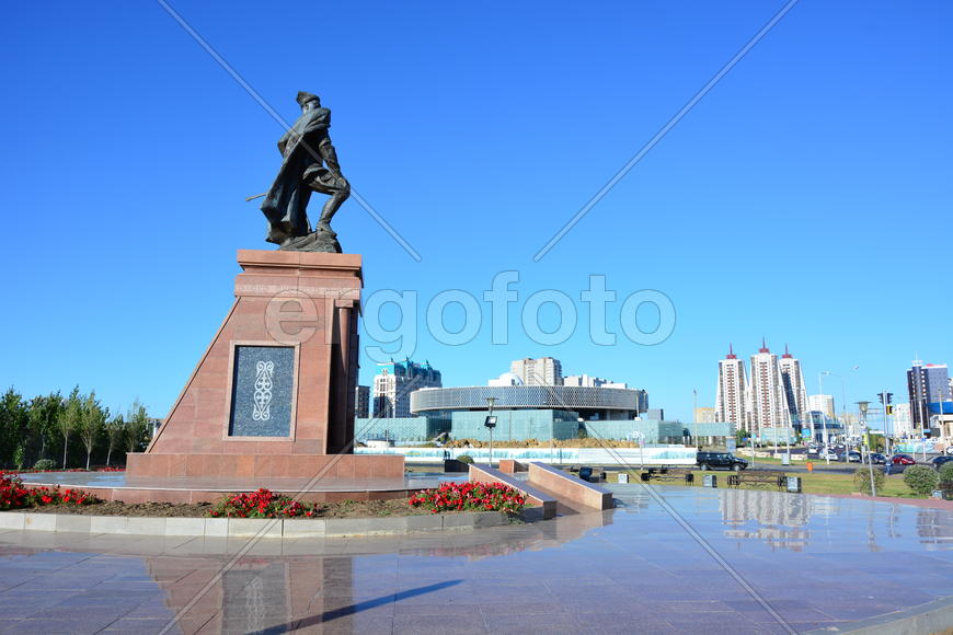 Астана - уличная скульптура. Достопримечательности Казахстана. 