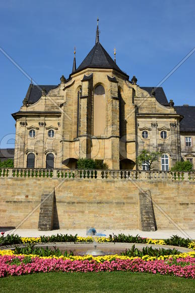 Германия - город Бамберг. Фасад старинного замка 