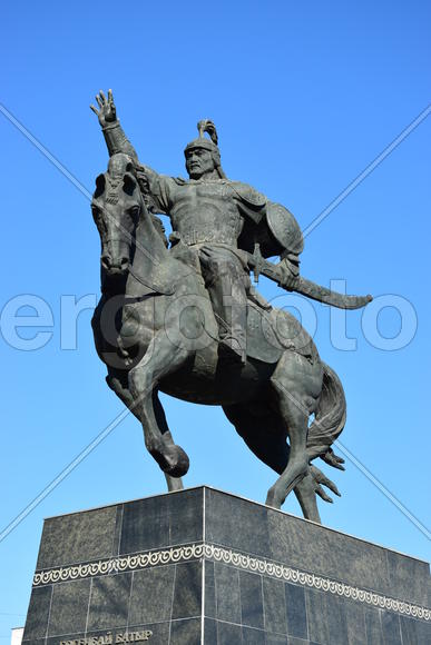 Астана - уличная скульптура. Достопримечательности Казахстана. 