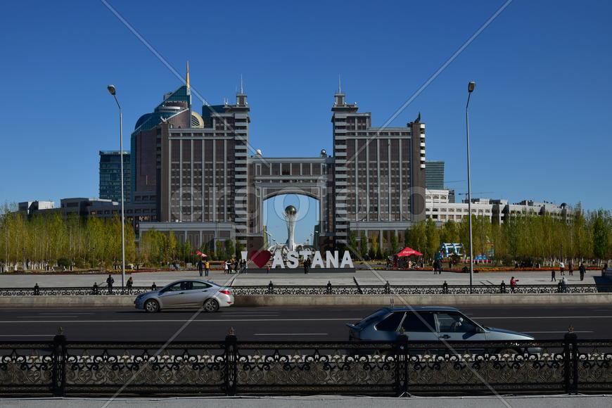 Астана - высотные здания 