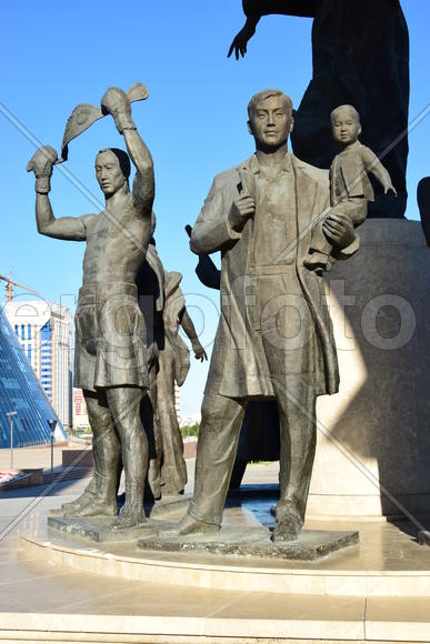 Астана - уличная скульптура