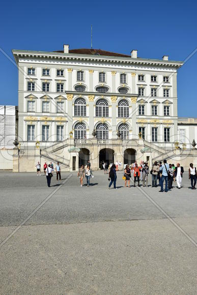 Германия, Мюнхен, замок Нимфенбург. Фасад здания 