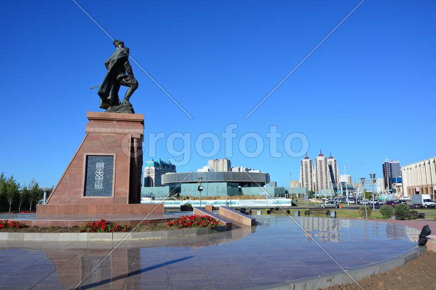 Астана - уличная скульптура. Достопримечательности Казахстана. 