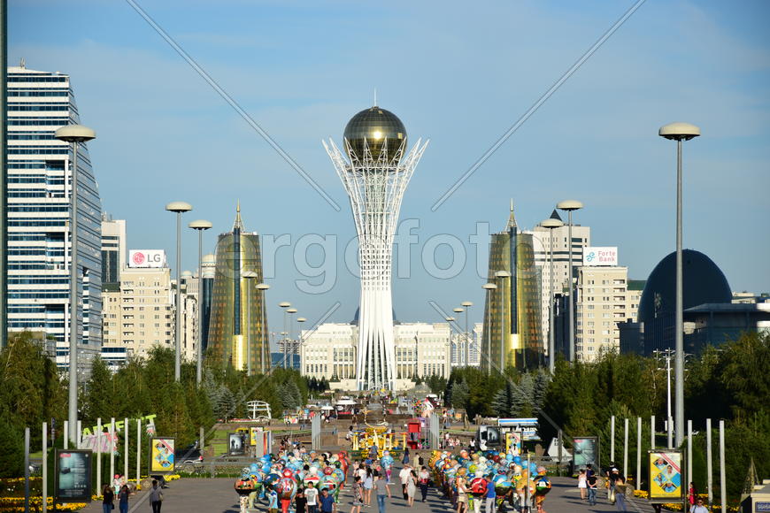 Астана - Башня "Байтерек". Казахстан 