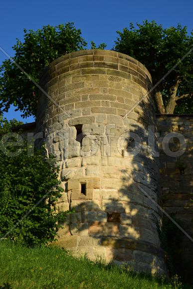 Германия - город Бамберг. Башня старинного здания 