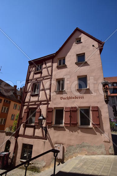 Германия - город Нюрнберг. Фасад старинного здания 