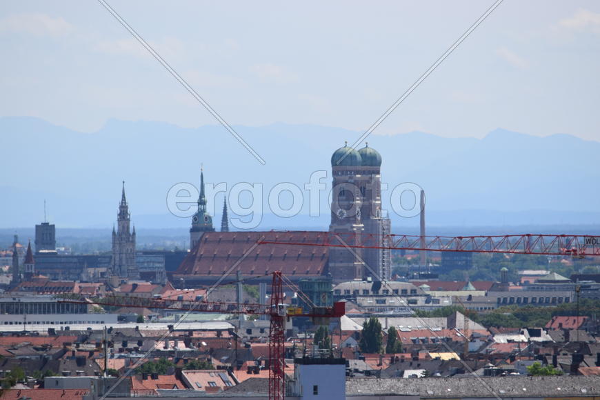 Германия, Мюнхен. Панорамный вид на город 