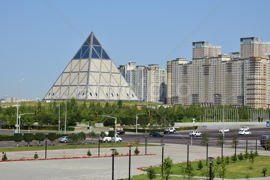 Астана-Пирамида 