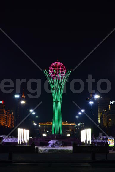 Башня "БАЙТЕРЕК" в Астане