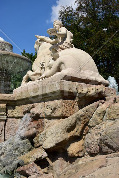 Деталь фонтана Виттельсбахов в Мюнхене