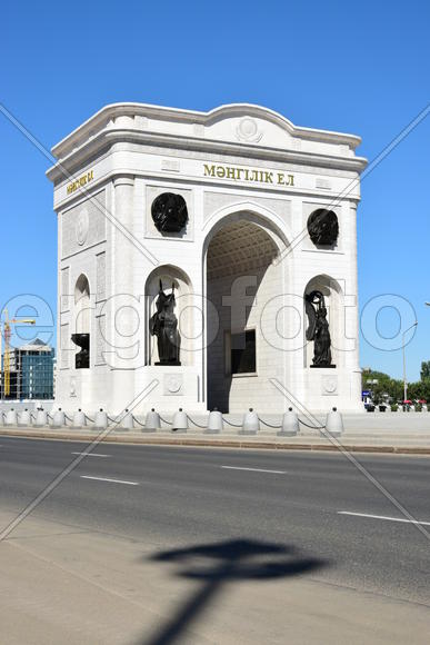 Астана - триумфальная арка. Казахстан