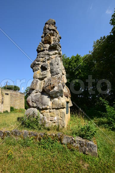 Германия, город Бамберг, замок "Альтенбург". Каменный указатель 