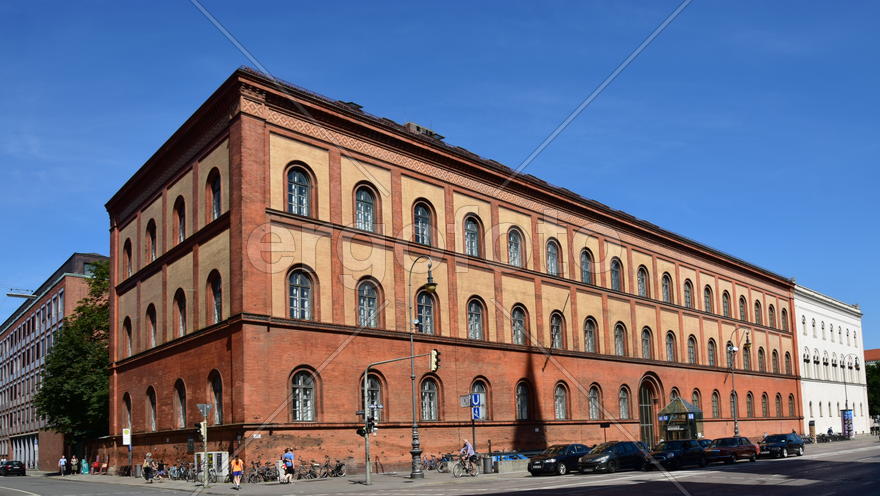 Германия. Мюнхен. Памятник Архитектуры