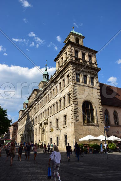 Германия - город Нюрнберг. Фасад здания 