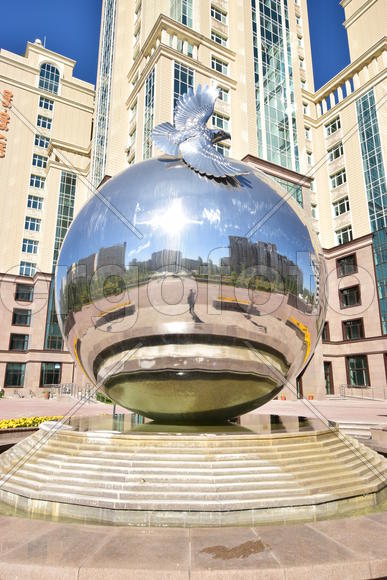 Астана - уличная скульптура