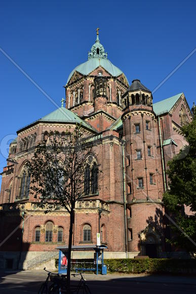 Германия. Мюнхен. Фасад старинного здания 