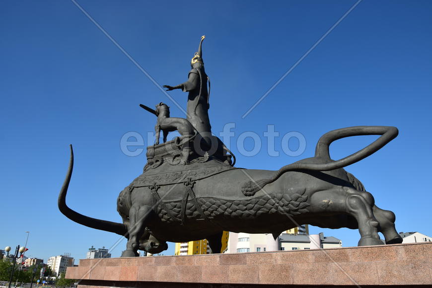 Астана - уличная скульптура. Достопримечательности Казахстана. 
