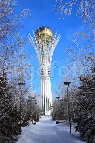 Башня "БАЙТЕРЕК" в Астане