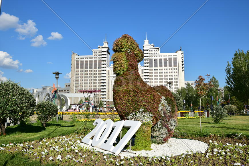 Астана - уличная скульптура. Достопримечательности Казахстана. 