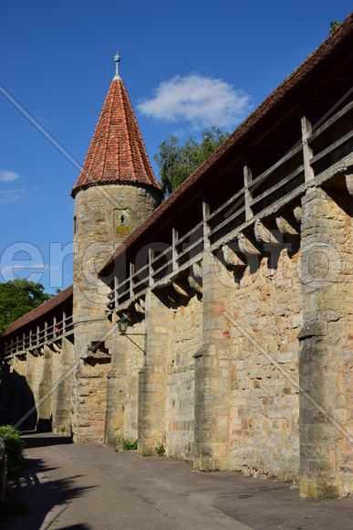 Исторический город Ротенбург в Баварии. Башня крепости 
