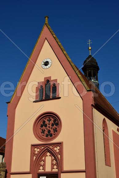 Германия - город Бамберг. Фасад старинного здания 