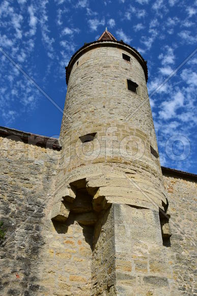 Исторический город Ротенбург в Баварии. Древнейшие здания 
