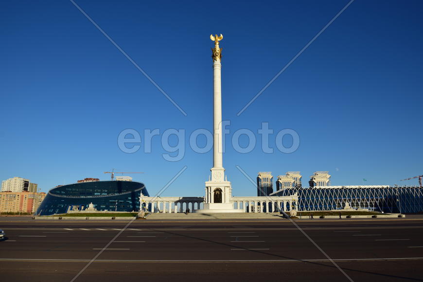 Астана - Площадь независимости