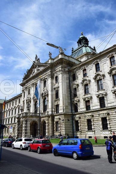 Германия. Мюнхен. Фасад старинного здания 