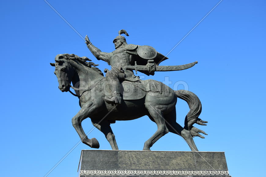 Астана - уличная скульптура. Достопримечательности Казахстана. 