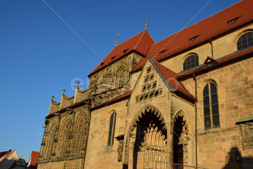 Германия - город Бамберг. Фасад старинного здания